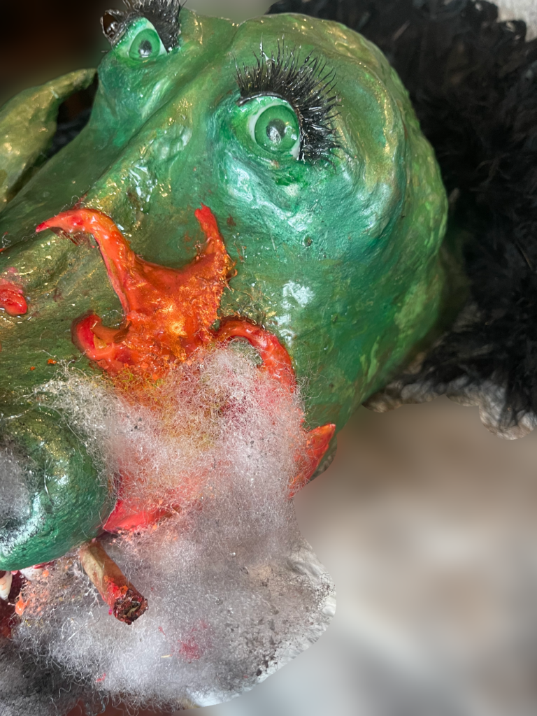 Dracorex Ignifera Cannabis Close Up 
