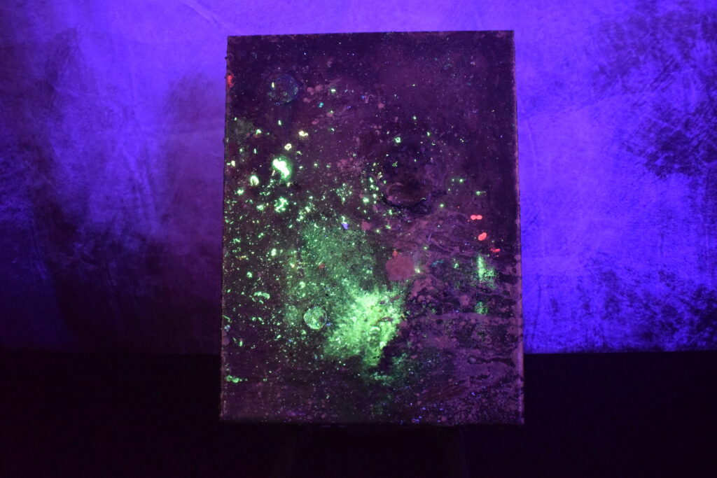 Jade Nebula GNC: 2.2016 glowing in the dark 